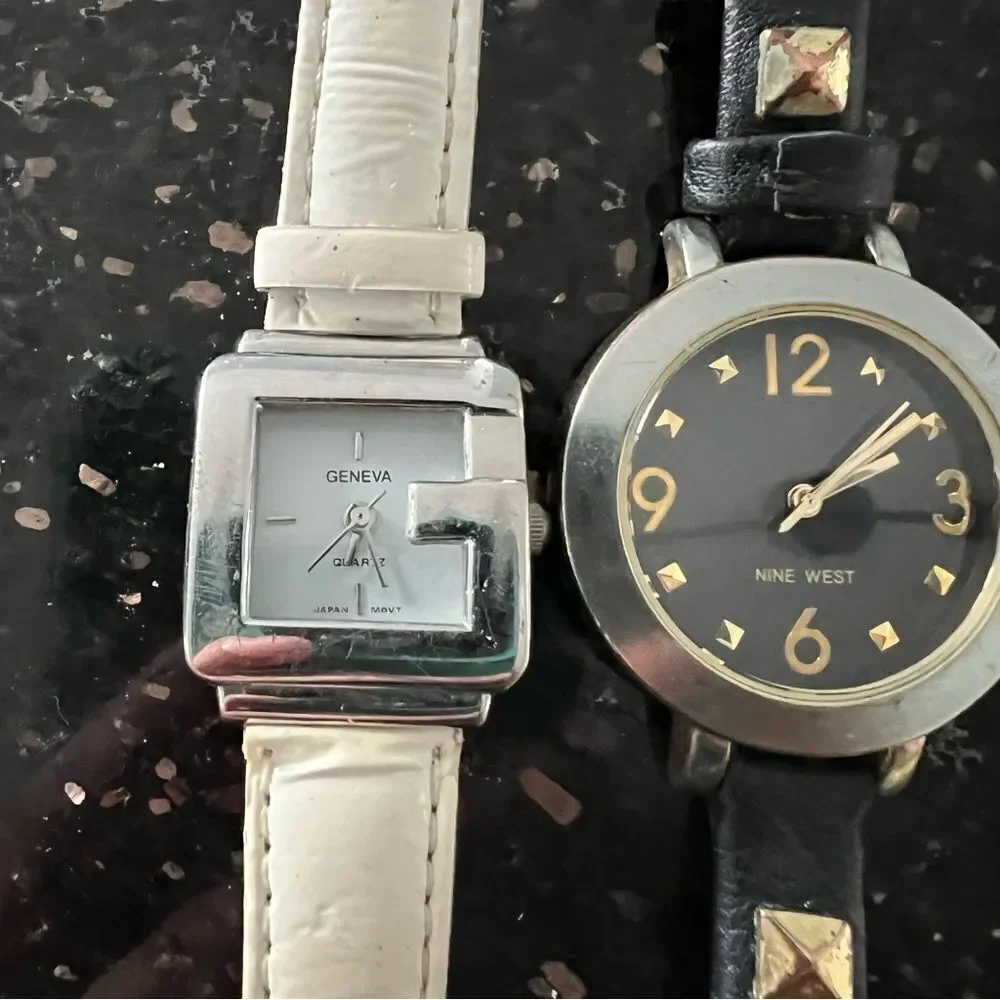 🍭4/$20 Set of two ladies watches - Nine West and Geneva - NEED NEW BATTERIES